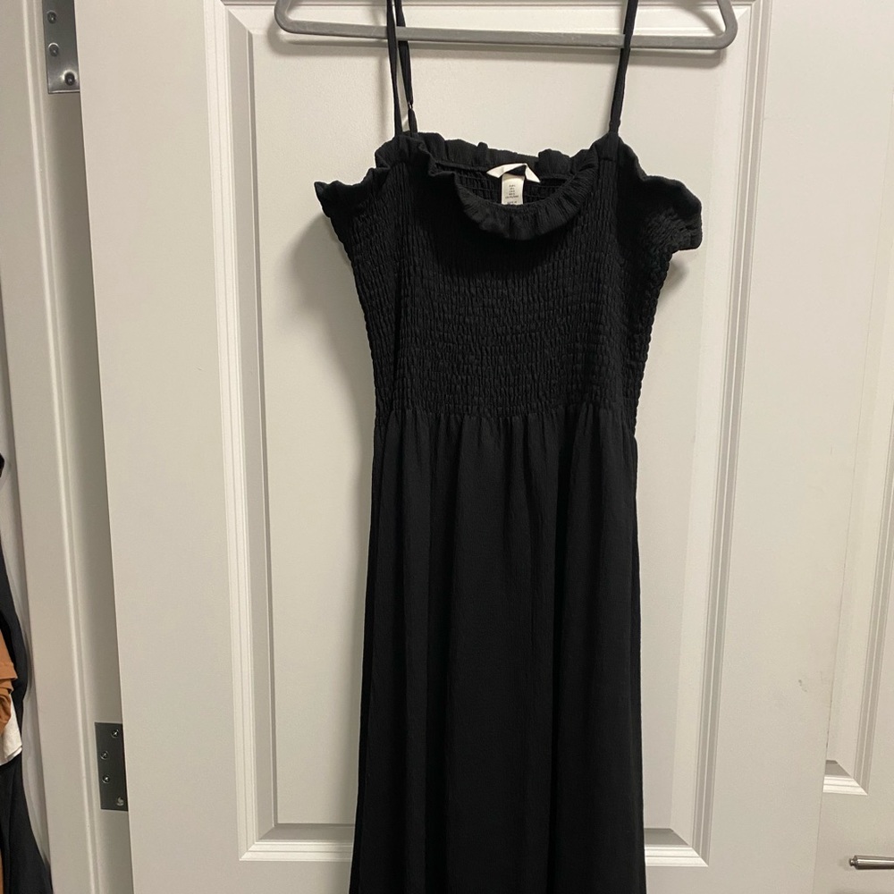 H&M size large midi black dress like new